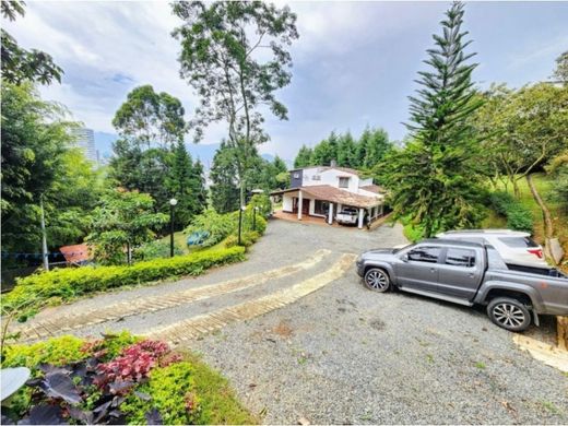 Farmhouse in La Estrella, Departamento de Antioquia