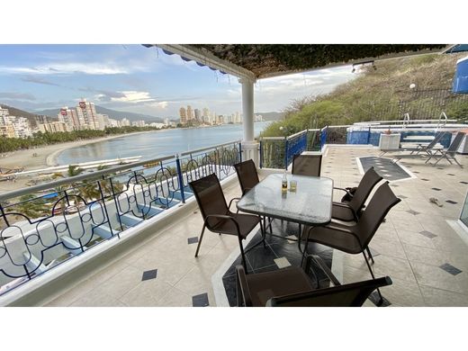 Apartment / Etagenwohnung in Santa Marta, Departamento del Magdalena
