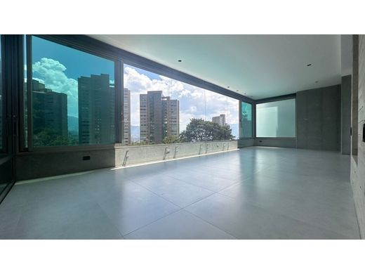 Apartment / Etagenwohnung in Medellín, Departamento de Antioquia