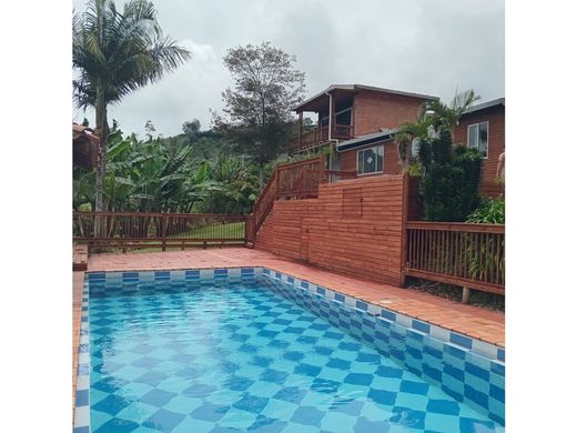 Köy evi Rionegro, Departamento de Antioquia