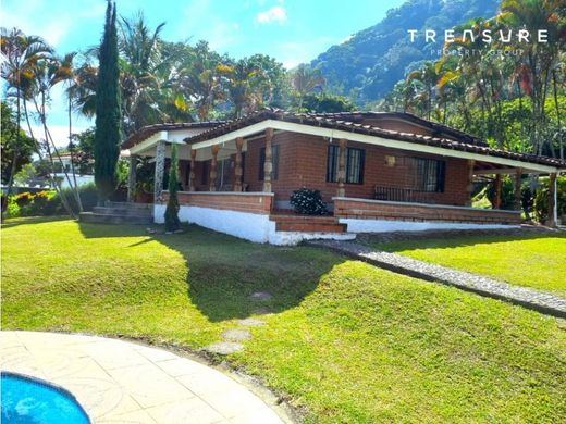 Gutshaus oder Landhaus in Barbosa, Departamento de Antioquia