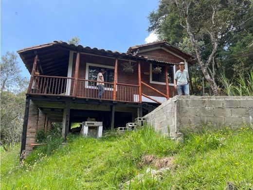 Cortijo o casa de campo en Santa Helena, Medellín