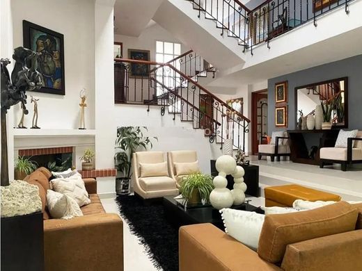 منزل ﻓﻲ ميديلين, Medellín