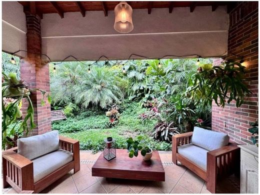 Luxus-Haus in Medellín, Departamento de Antioquia