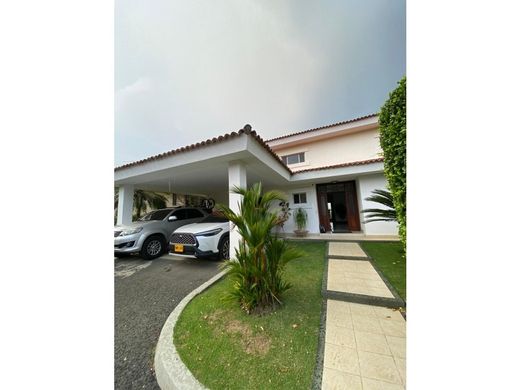 Casale a Cali, Departamento del Valle del Cauca