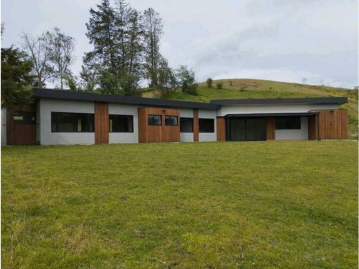 Country House in Retiro, Departamento de Antioquia