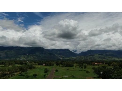 Grond in Restrepo, Departamento del Meta