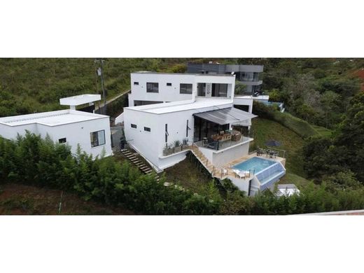 Farmhouse in El Darién, Planadas