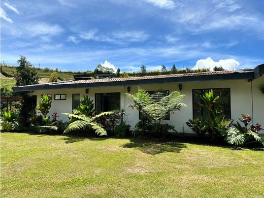 Gospodarstwo w Guarne, Departamento de Antioquia