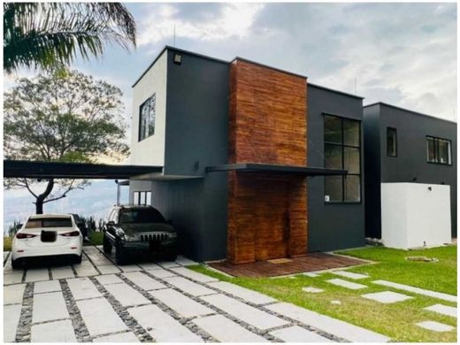 Luxury home in Bello, Departamento de Antioquia