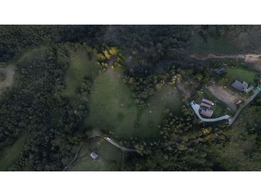 ‏קרקע ב  Envigado, Departamento de Antioquia