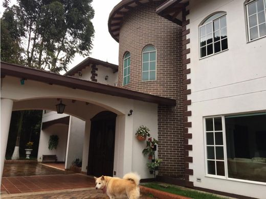 Πολυτελή κατοικία σε Envigado, Departamento de Antioquia