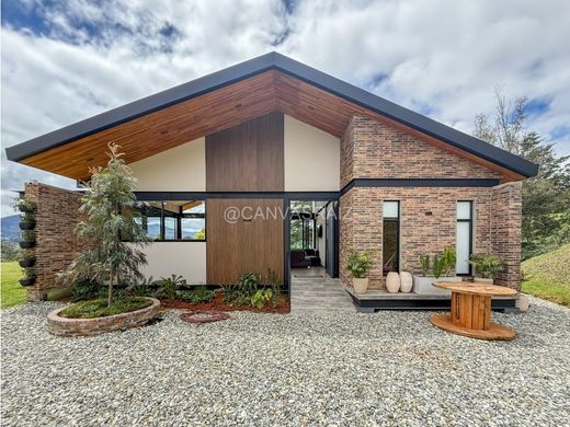 Country House in La Ceja, Departamento de Antioquia