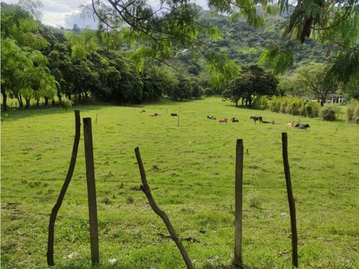 Land in Girardota, Departamento de Antioquia