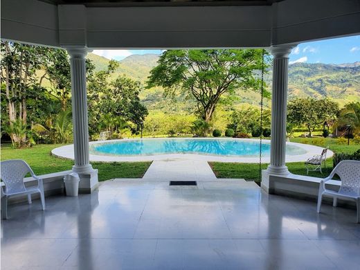 ﻓﻨﺪﻕ ﻓﻲ Barbosa, Departamento de Antioquia