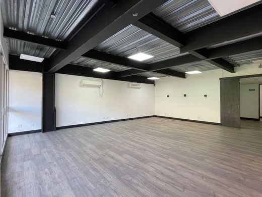 مكتب ﻓﻲ ميديلين, Medellín