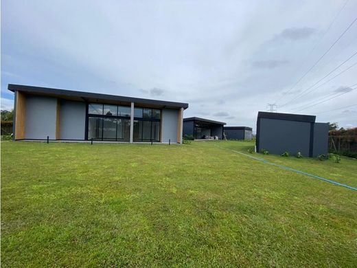 Πολυτελή κατοικία σε Μεδεγίν, Medellín