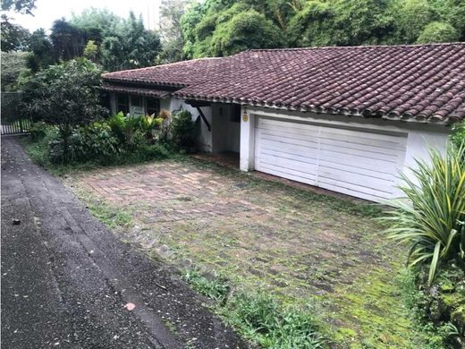 منزل ﻓﻲ ميديلين, Medellín