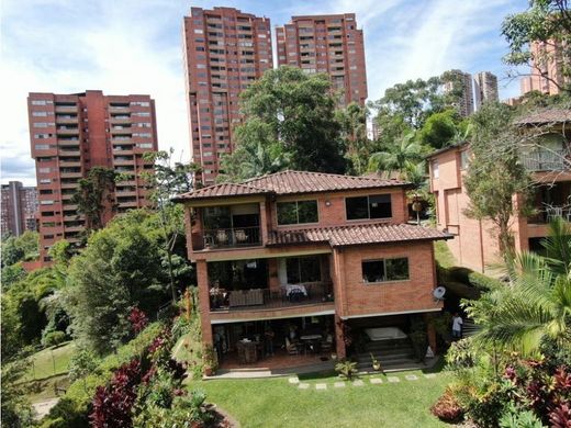 Complexos residenciais - Medellín, Departamento de Antioquia
