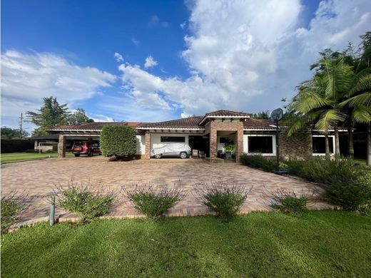 Köy evi Rionegro, Departamento de Antioquia