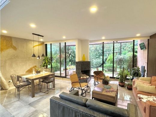 Luxus-Haus in Medellín, Departamento de Antioquia