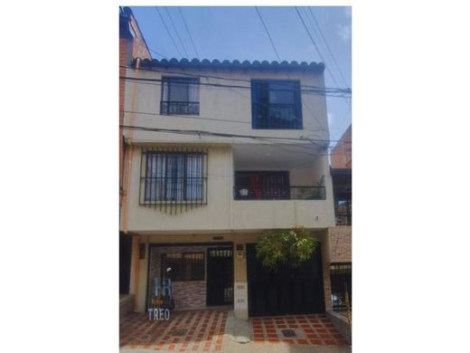 Apartment / Etagenwohnung in Bello, Departamento de Antioquia