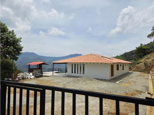 Farmhouse in Copacabana, Departamento de Antioquia