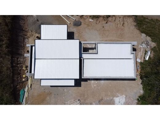 컨트리하우스 / Pereira, Departamento de Risaralda