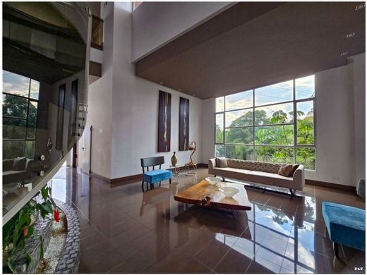 Apartment / Etagenwohnung in Pereira, Departamento de Risaralda