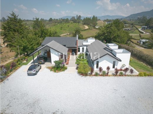 منزل ﻓﻲ Carmen de Viboral, El Carmen de Viboral