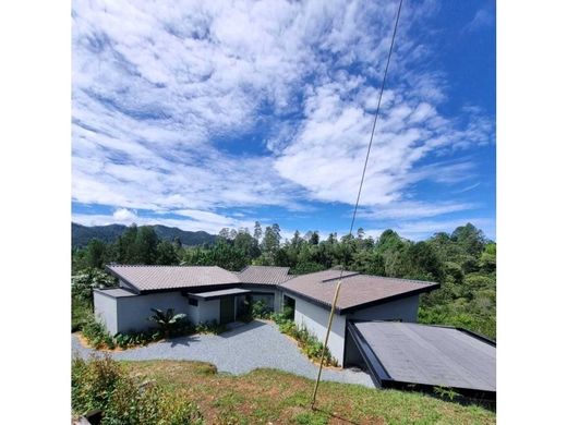 Country House in Retiro, Departamento de Antioquia