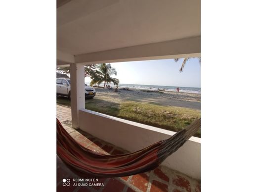 Casa de luxo - Moñitos, Departamento de Córdoba