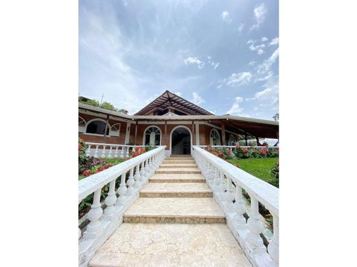 Propriété de campagne à Pereira, Departamento de Risaralda