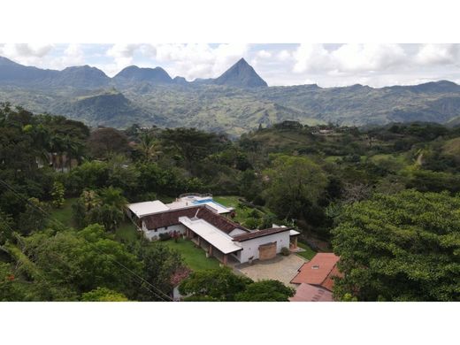 Gutshaus oder Landhaus in Amagá, Departamento de Antioquia