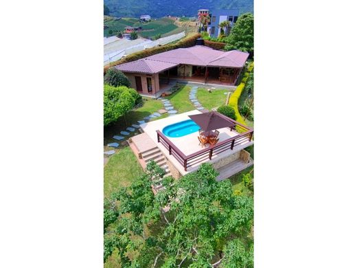 Cortijo o casa de campo en Pereira, Departamento de Risaralda