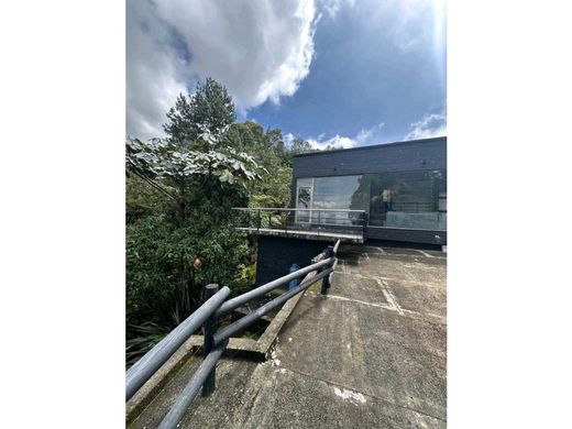 Casa de luxo - Envigado, Departamento de Antioquia