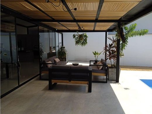 郊区住宅  Pereira, Departamento de Risaralda