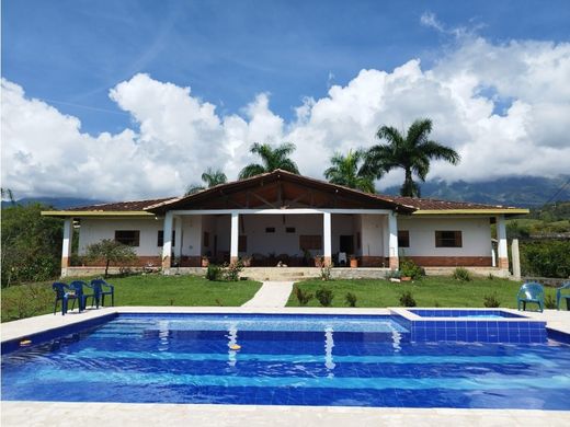 Farmhouse in Támesis, Departamento de Antioquia