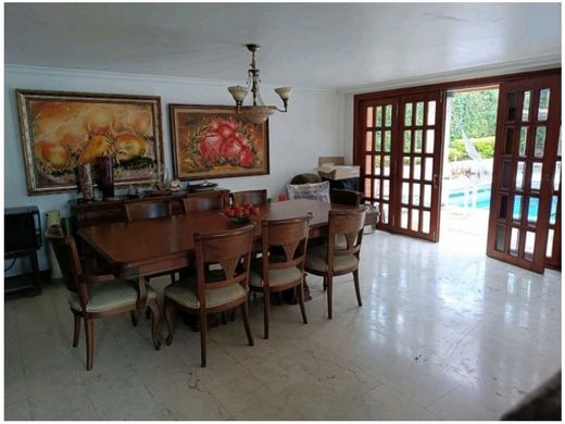 Luxury home for sale in Itagüí