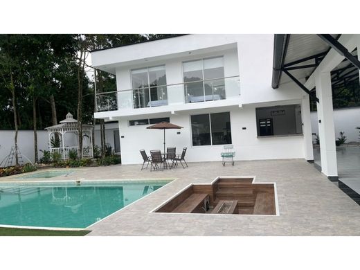 Country House in Villavicencio, Departamento del Meta