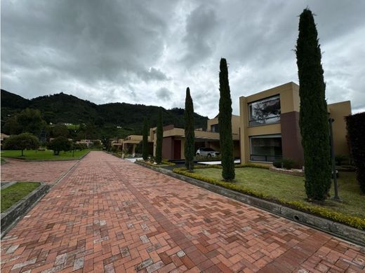 郊区住宅  Chía, Departamento de Cundinamarca