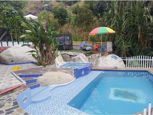 Rustik ya da çiftlik Girardota, Departamento de Antioquia