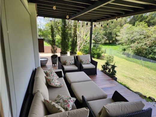 郊区住宅  麦德林, Medellín