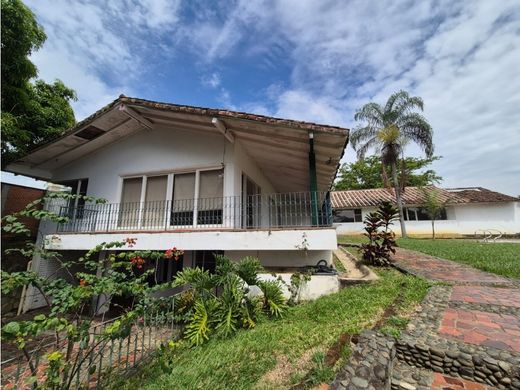 منزل ﻓﻲ Cali, Departamento del Valle del Cauca