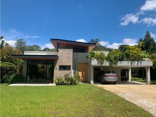 Country House in Retiro, Departamento de Antioquia