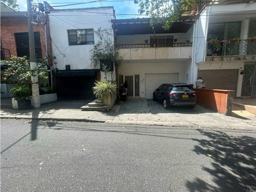 Πολυτελή κατοικία σε Μεδεγίν, Medellín