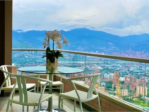 بنتهاوس ﻓﻲ ميديلين, Medellín