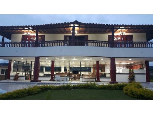 전원/농가 / Pereira, Departamento de Risaralda