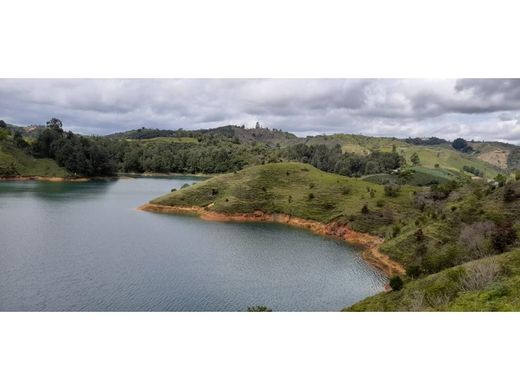 Land in El Peñol, Yarumal