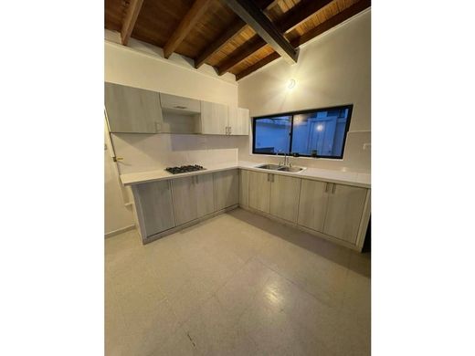 Πολυτελή κατοικία σε Μεδεγίν, Medellín